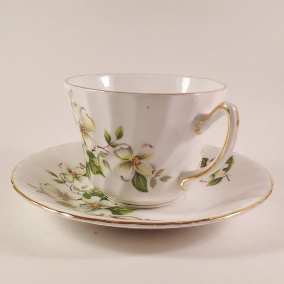 Vintage Delphine China Green & White Swirl Teacup and Saucer - Picture 6 of 9